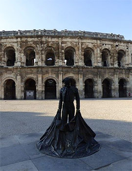 Nîmes